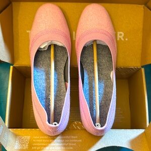New without tags Women’s Allbirds pink flats